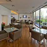 Hotel Divan