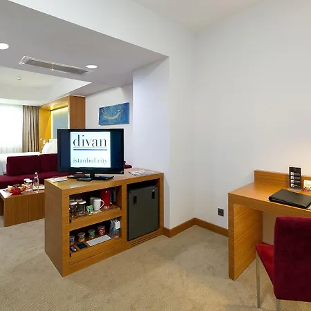 Hotell Divan 4*
