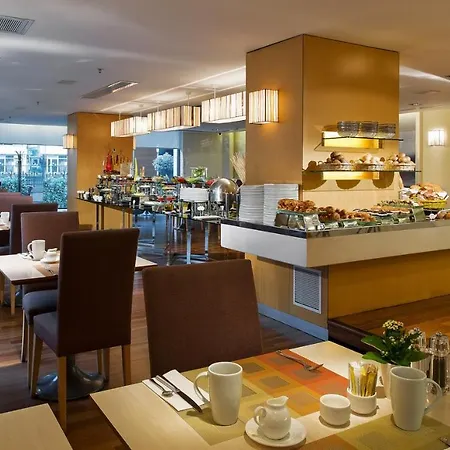 Hotel Divan 4*