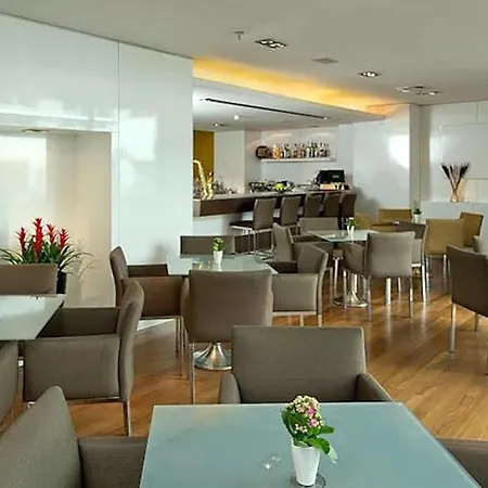 Divan Hotel 4*