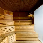 Divan 4*