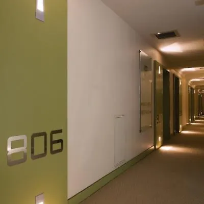 Ξενοδοχείο Divan 4*