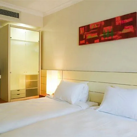 Отель Divan 4*