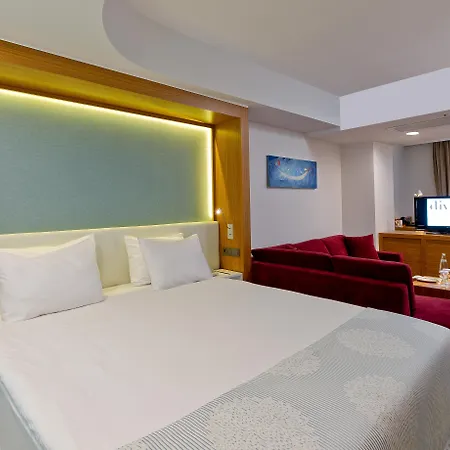 Divan 4*